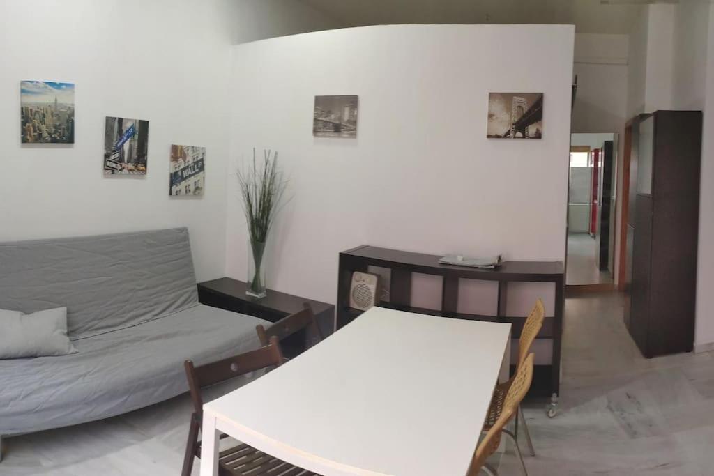 Jp7 Piso Y Parking 10Min Sevilla - Zona Comercial - Joyeria - Pescaderia Camas Kültér fotó